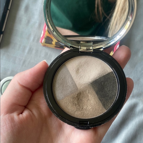 Miscellaneous 12 Piece Makeup Collection Eyeshadow Palette Lip Gloss And Stick - Picture 6 of 7